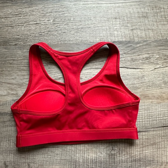 Nike sports bra - Picture 2 of 3